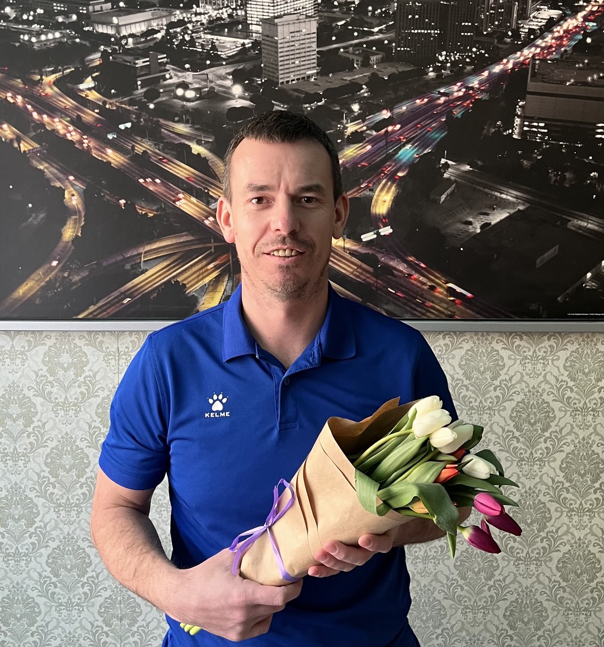 мастер по химчистке диванов тюмень